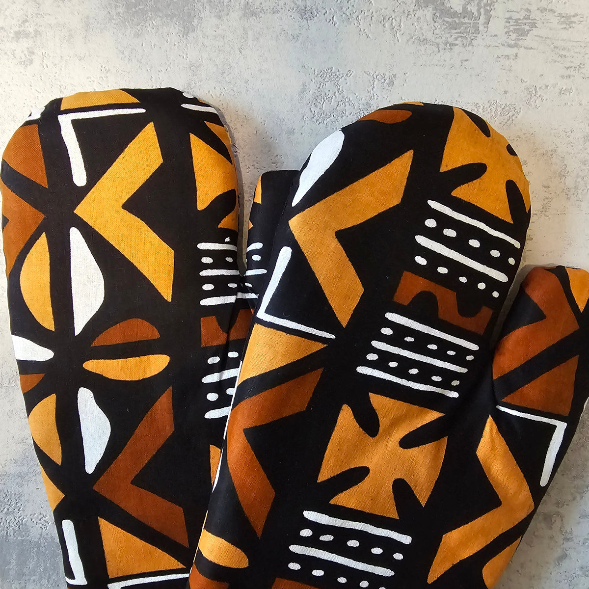 Set of 2 Oven Gloves | African Print 100% Cotton Fabric-1